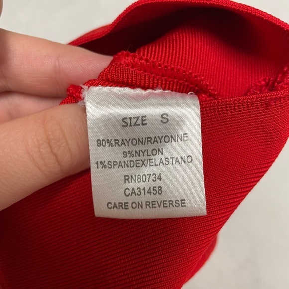 BCBG Vintage Y2K Choker Halter Ribbed Crop Top in Red‎ - Picture 3 of 3